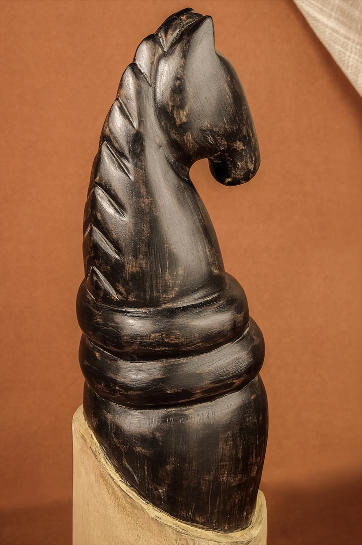 Regal Knight & Rook Sculptural