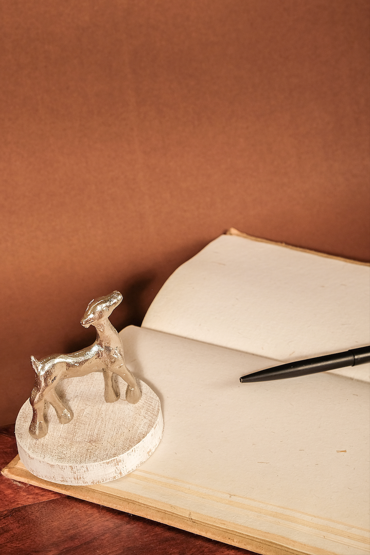 Deer paper weight